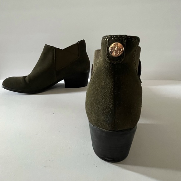Khaki Green Guess Booties - Picture 2 of 3